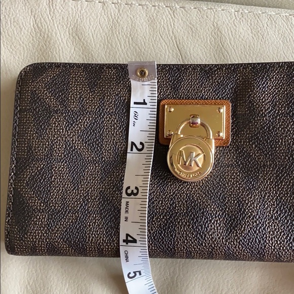 Wallet - Picture 3 of 5